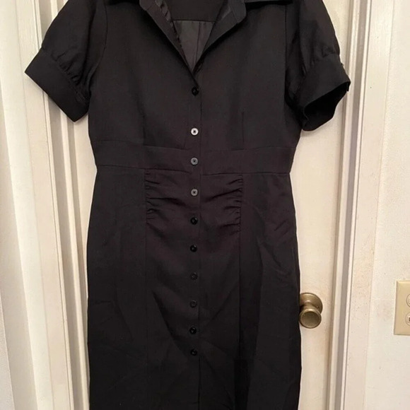 Calvin Klein short sleeve sheath work dress, size tag is missing. - Picture 1 of 6